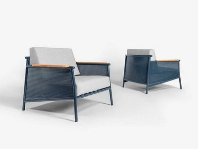 Nine Degrees Outdoor Lounge 1 Seater Sofa with aluminum frame and teak armrests.
